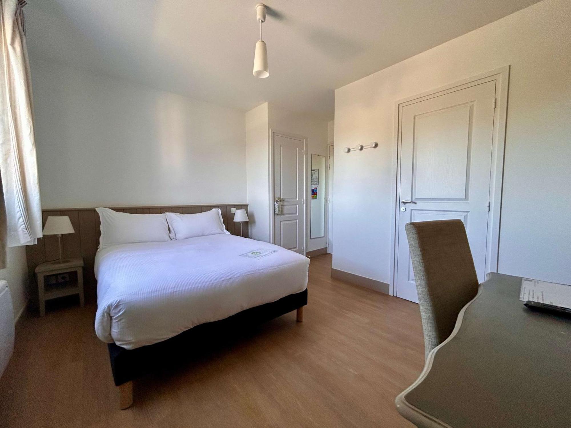 Brit Hotel Lannion-Perros Guirec Екстериор снимка