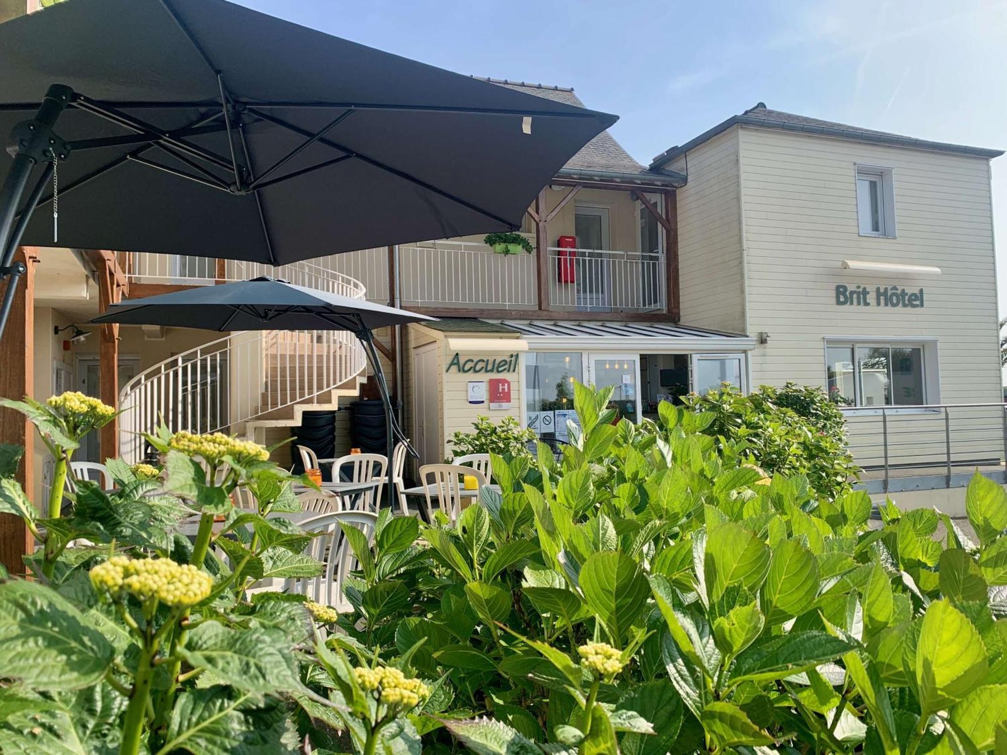 Brit Hotel Lannion-Perros Guirec Екстериор снимка