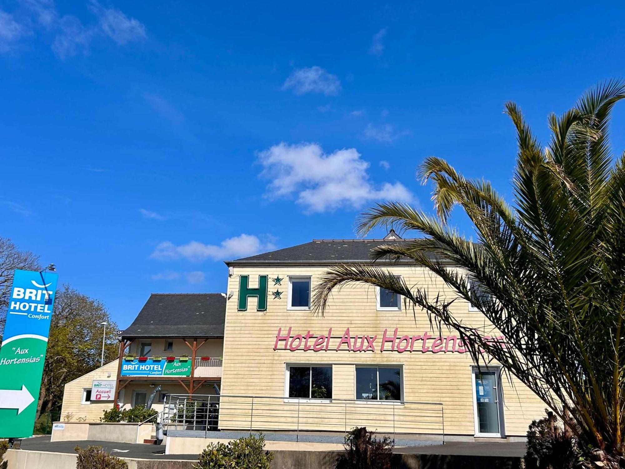 Brit Hotel Lannion-Perros Guirec Екстериор снимка