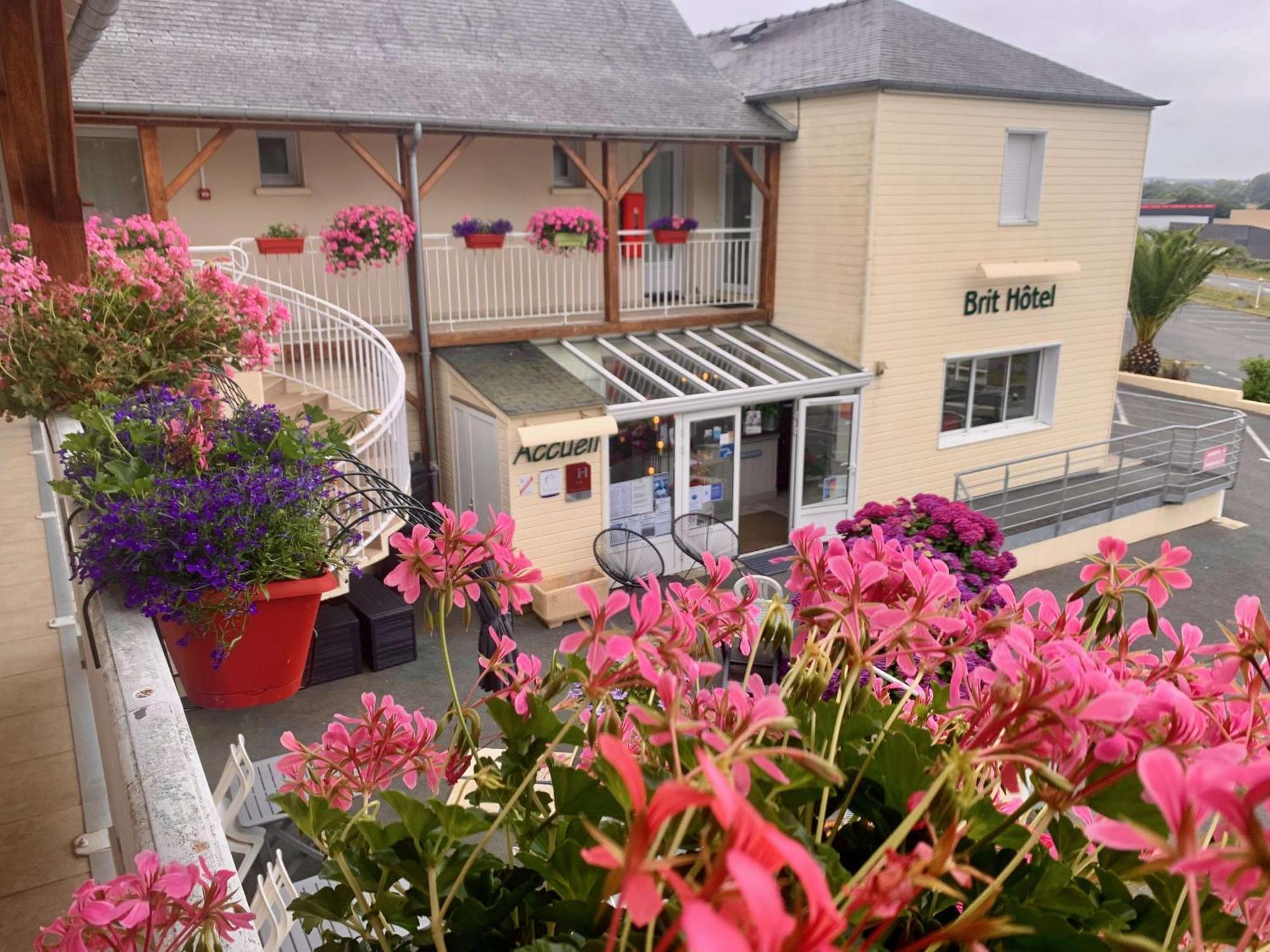 Brit Hotel Lannion-Perros Guirec Екстериор снимка