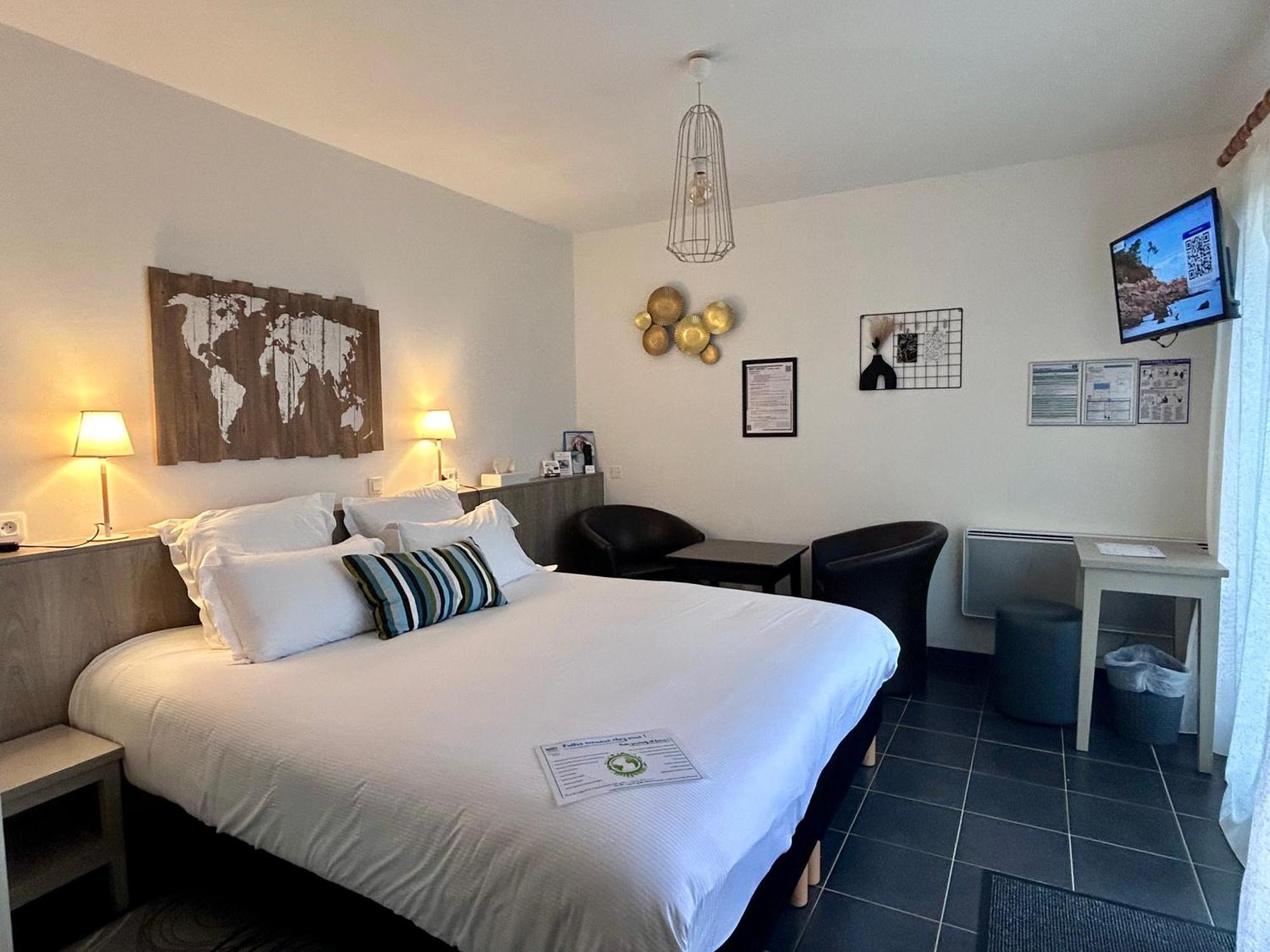 Brit Hotel Lannion-Perros Guirec Екстериор снимка