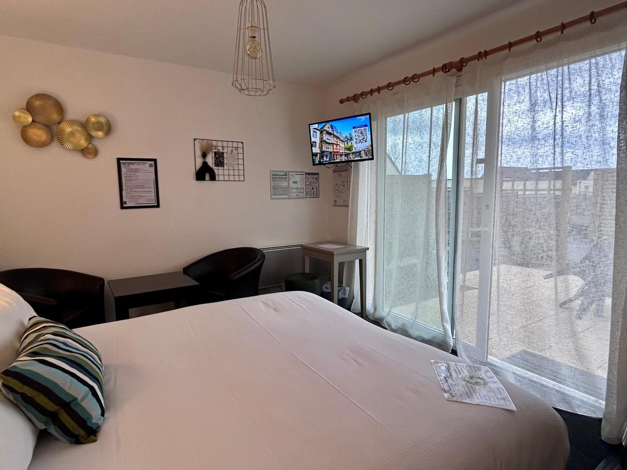 Brit Hotel Lannion-Perros Guirec Екстериор снимка