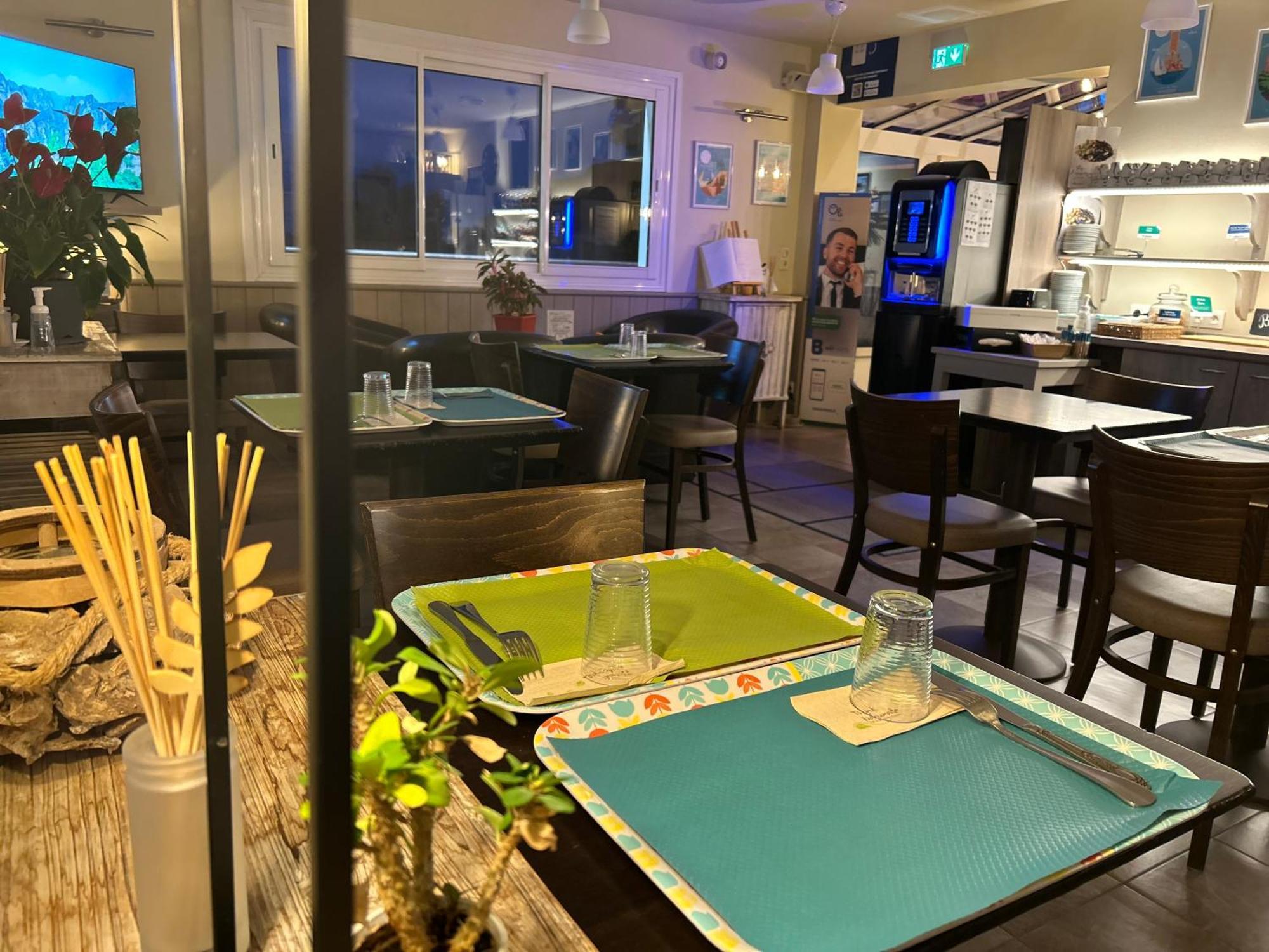 Brit Hotel Lannion-Perros Guirec Екстериор снимка
